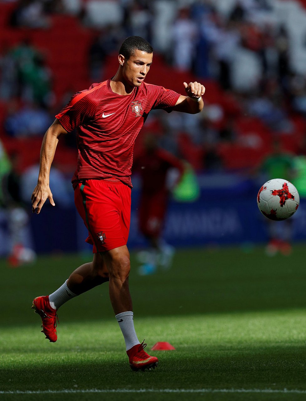 关于葡萄牙力克斯洛伐克，晋级欧预赛八强的信息