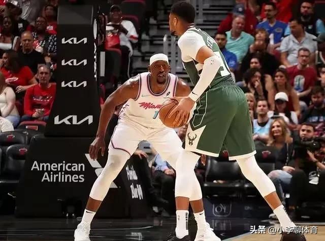 雄鹿客场力克魔术,字母哥全面表现领跑全场的简单介绍 雄鹿客场力克魔术,字母哥全面表现领跑全场的简单介绍