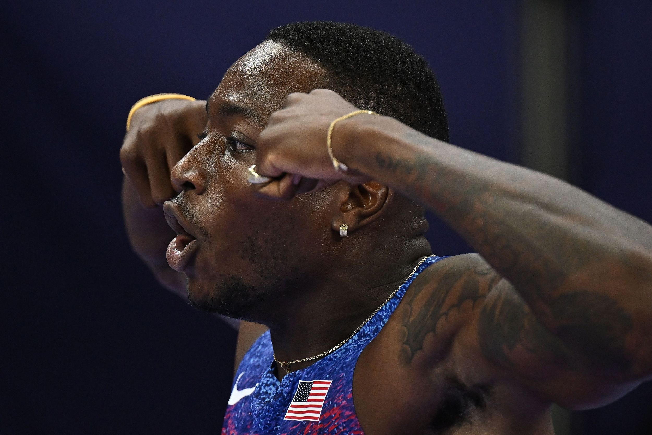 美国运动员刷新纪录夺金,庆祝狂欢的简单介绍 美国运动员刷新纪录夺金,庆祝狂欢的简单介绍