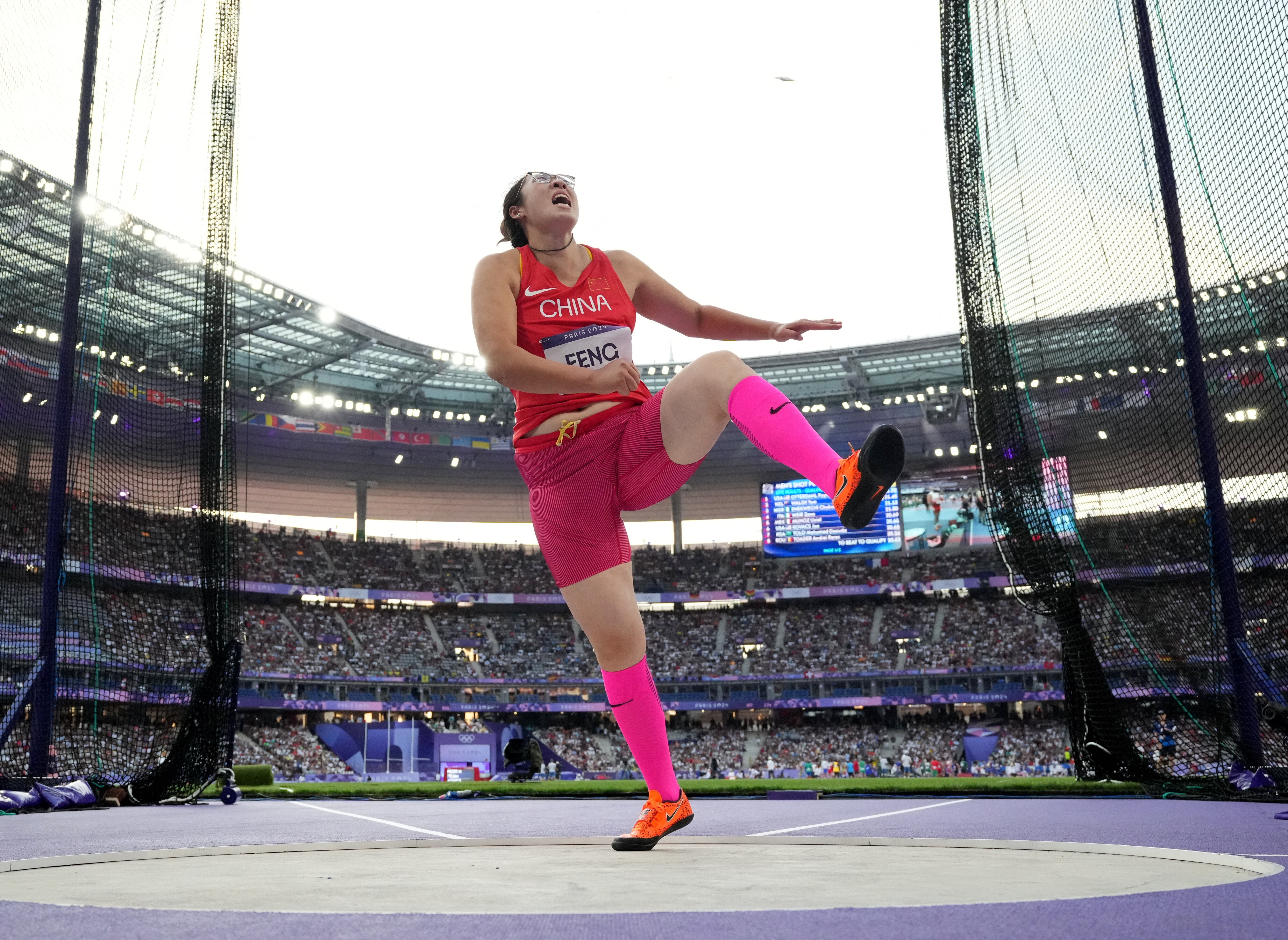 铁饼比赛现场悬念,巴西选手突围夺冠的简单介绍 铁饼比赛现场悬念,巴西选手突围夺冠的简单介绍