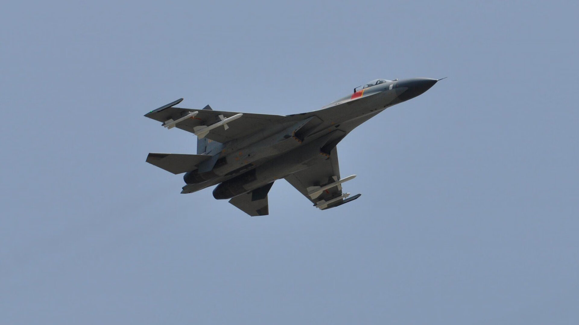 强压围城,孤光破夜,特奥如何于乌拉圭的钢铁洪流中完成致命爆发